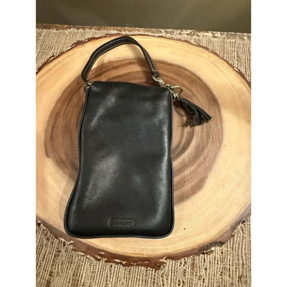 Vintage Leather Coach Black Tassel Leather Turnlock Wristlet Phone Case Wallet